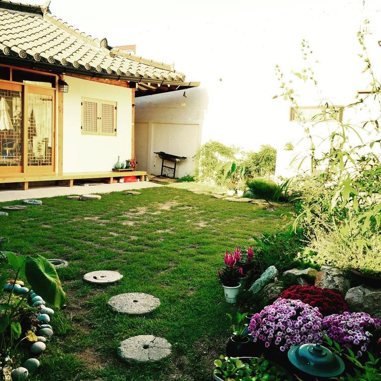 Jeonju Indigo Hanok Guesthouse Zewnętrze zdjęcie