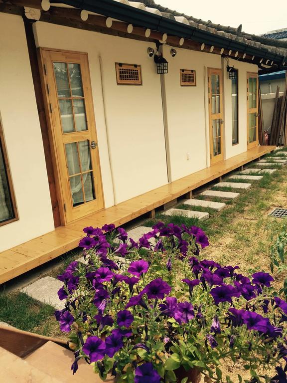 Jeonju Indigo Hanok Guesthouse Zewnętrze zdjęcie
