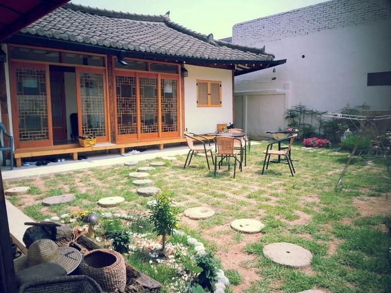 Jeonju Indigo Hanok Guesthouse Zewnętrze zdjęcie