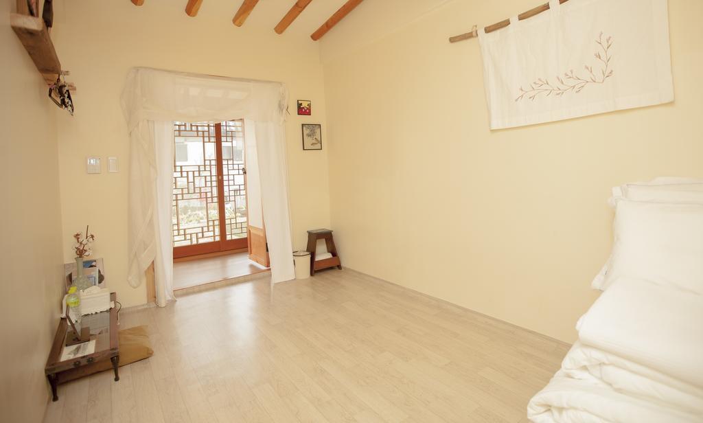Jeonju Indigo Hanok Guesthouse Zewnętrze zdjęcie