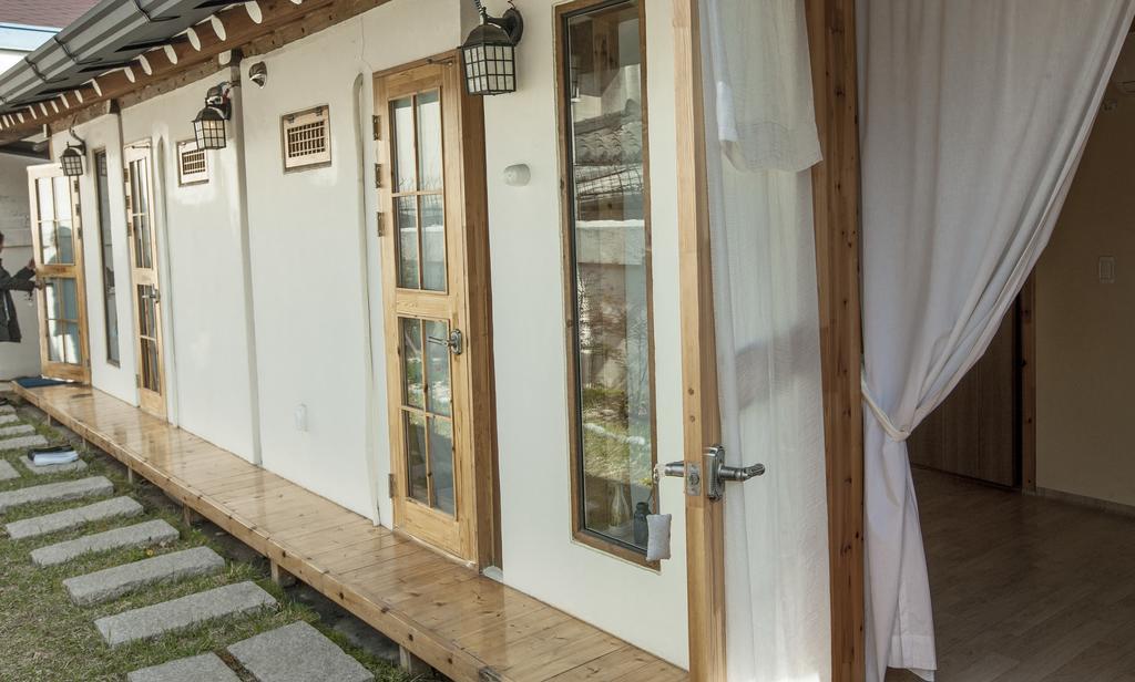 Jeonju Indigo Hanok Guesthouse Zewnętrze zdjęcie
