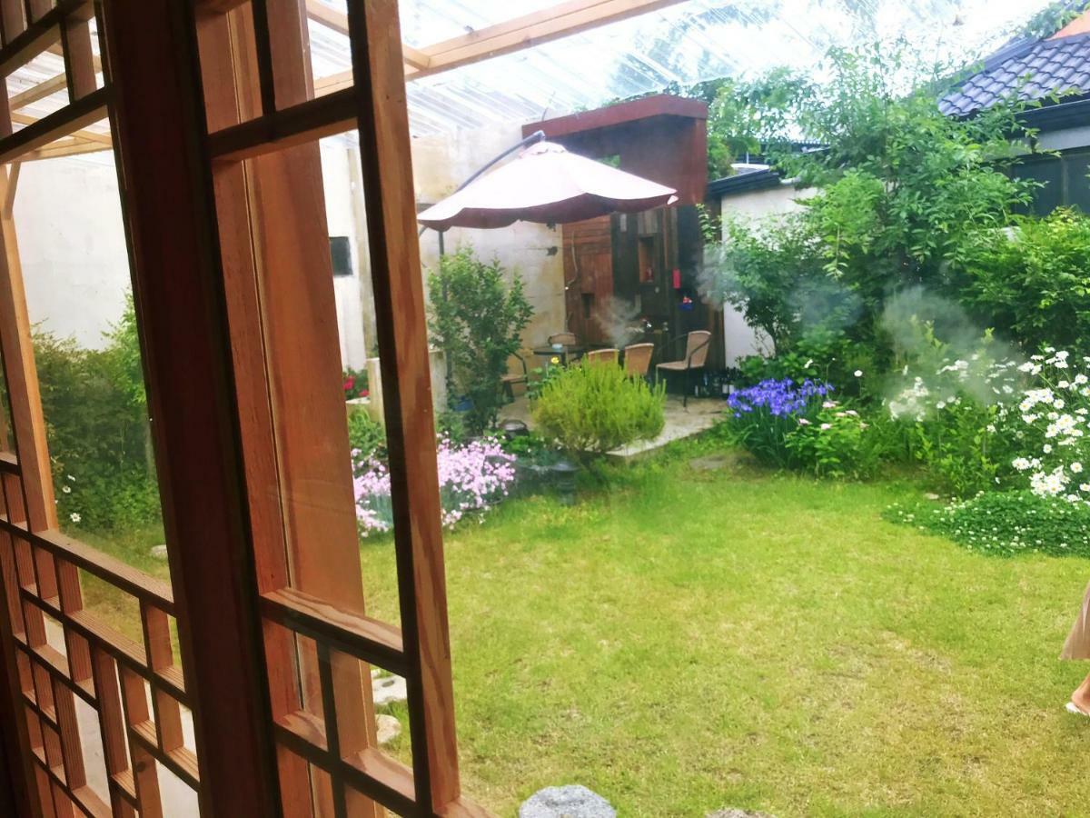 Jeonju Indigo Hanok Guesthouse Zewnętrze zdjęcie